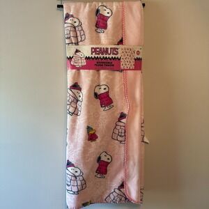 New Peanuts Snoopy Reversible Winter Plush Throw Blanket 50x70 Jacket Sweater